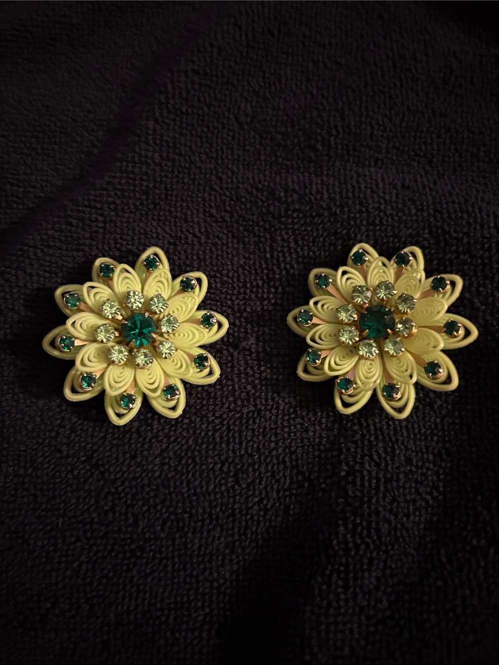 1950s Vintage Green Floral Clip Earrings with Light & Dark Green Crystals.